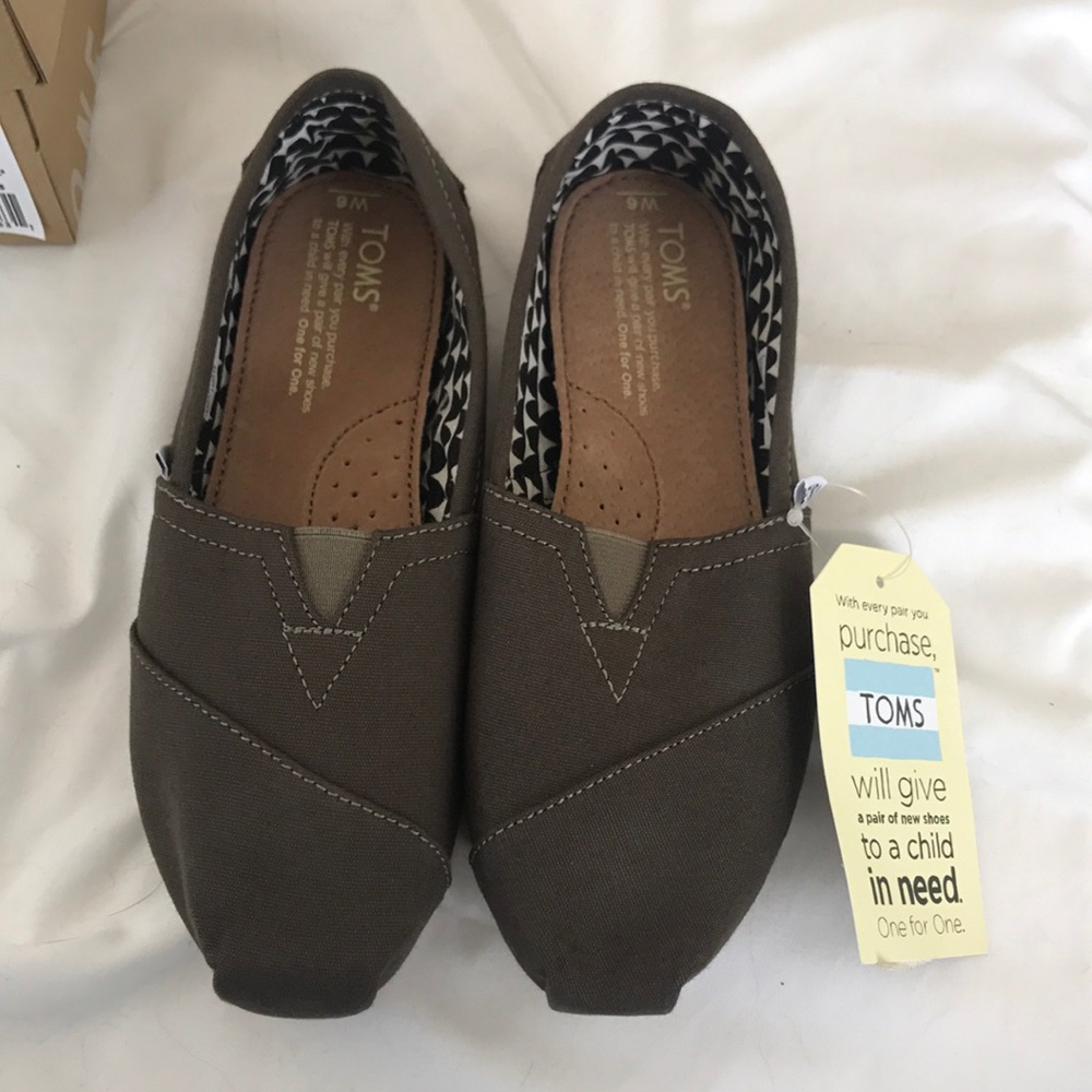 Toms Classic Tarmac Olive Canvas Women's